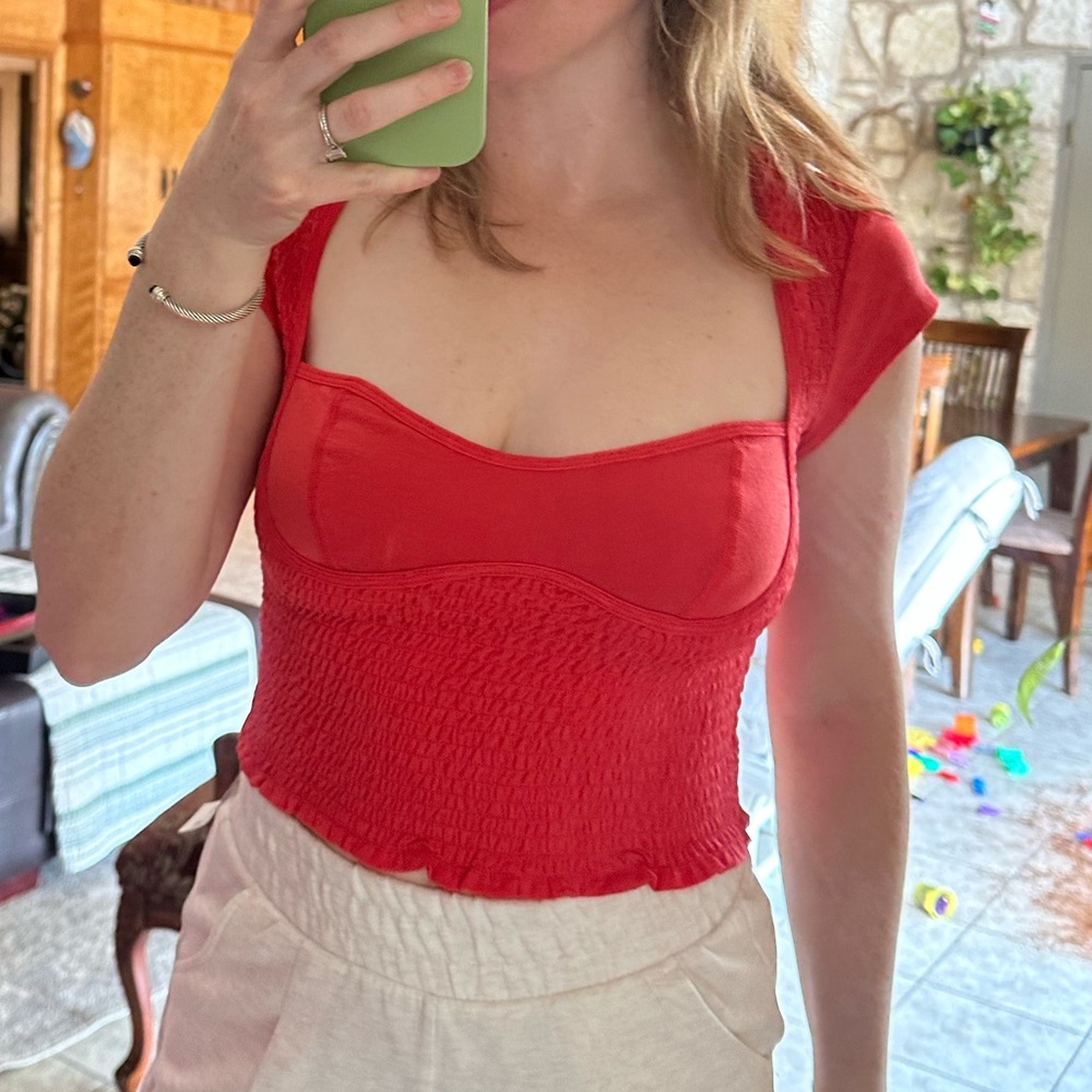 NWOT Free People Movement strike a pose crop top - Picture 6 of 6